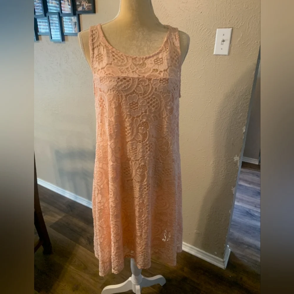peach color lace dress size L - Picture 1 of 3